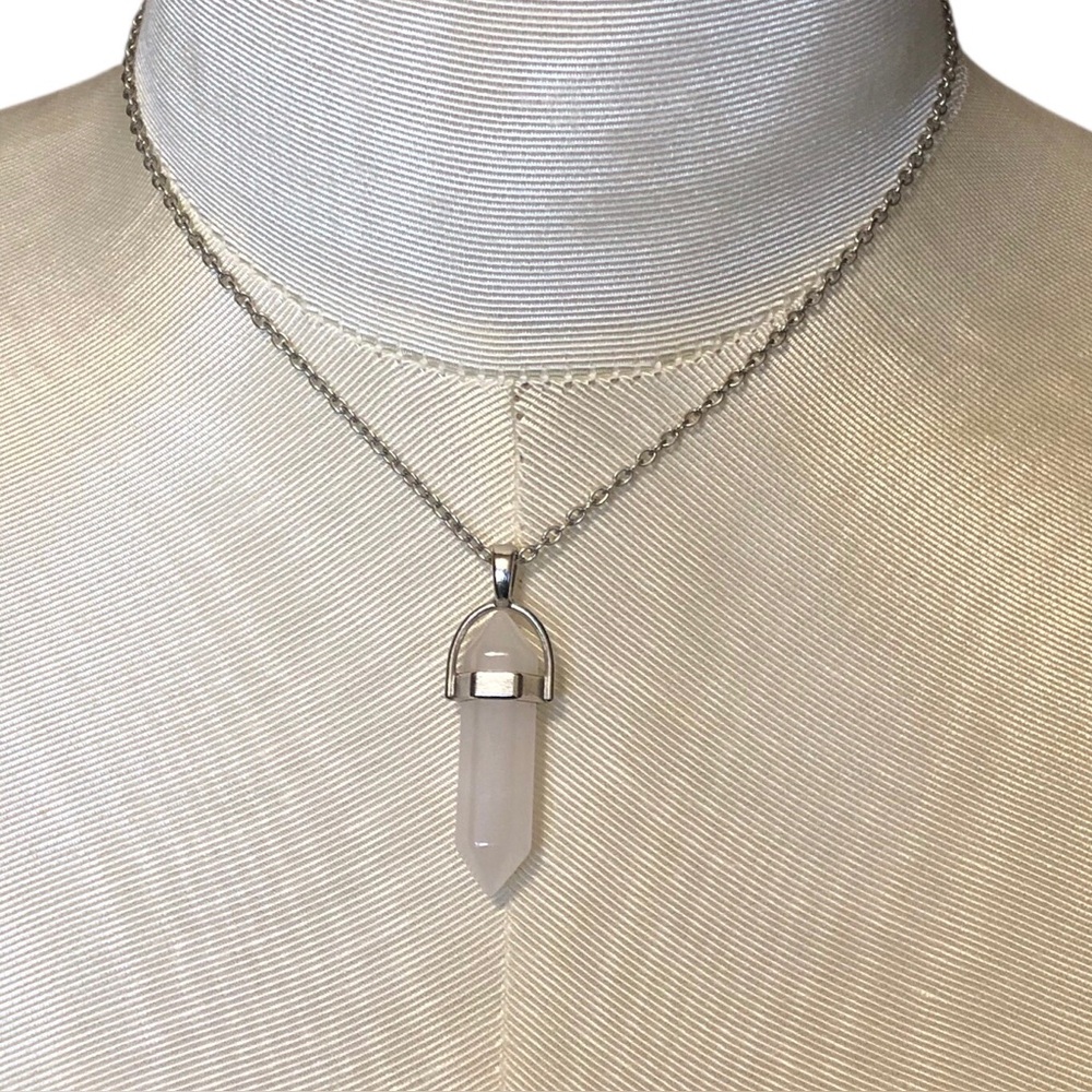 Natural Stone Quartz Pendant Necklace Silver Tone Chain Adult Jewels Boho Hippie